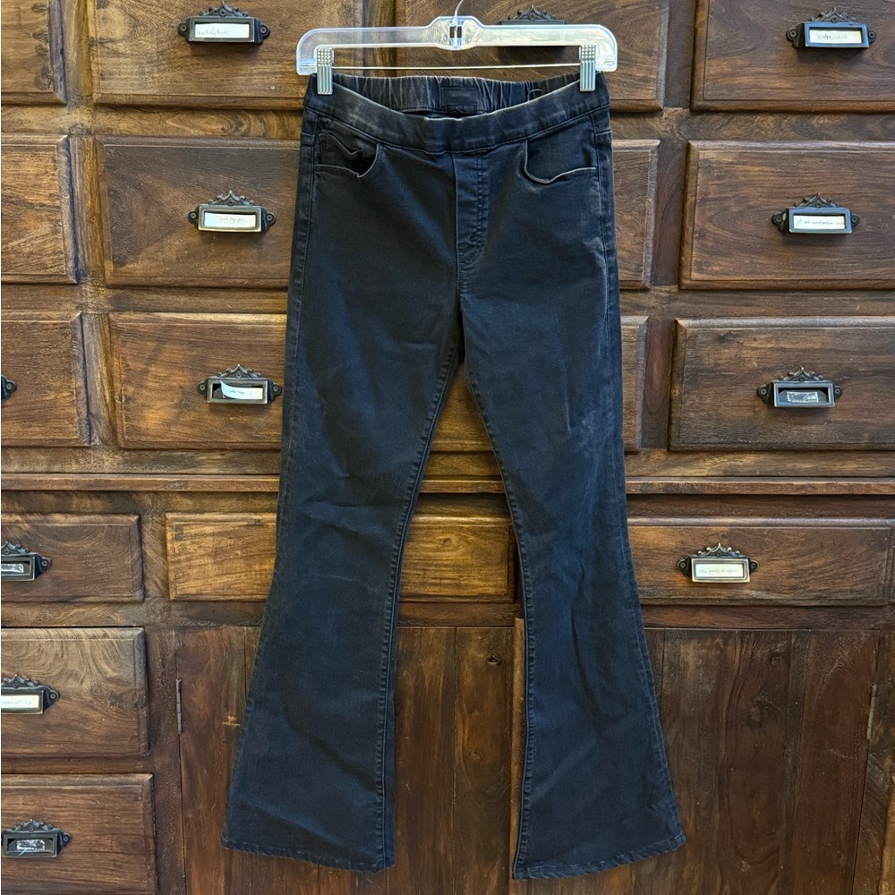 MOTHER Black Elastic Waist Pull On Flare Jeans - Picture 2 of 6